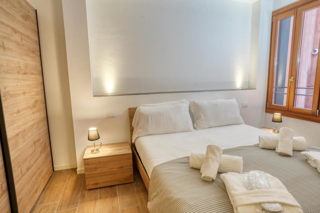 Ecco Suites Apartments Venice Ngoại thất bức ảnh