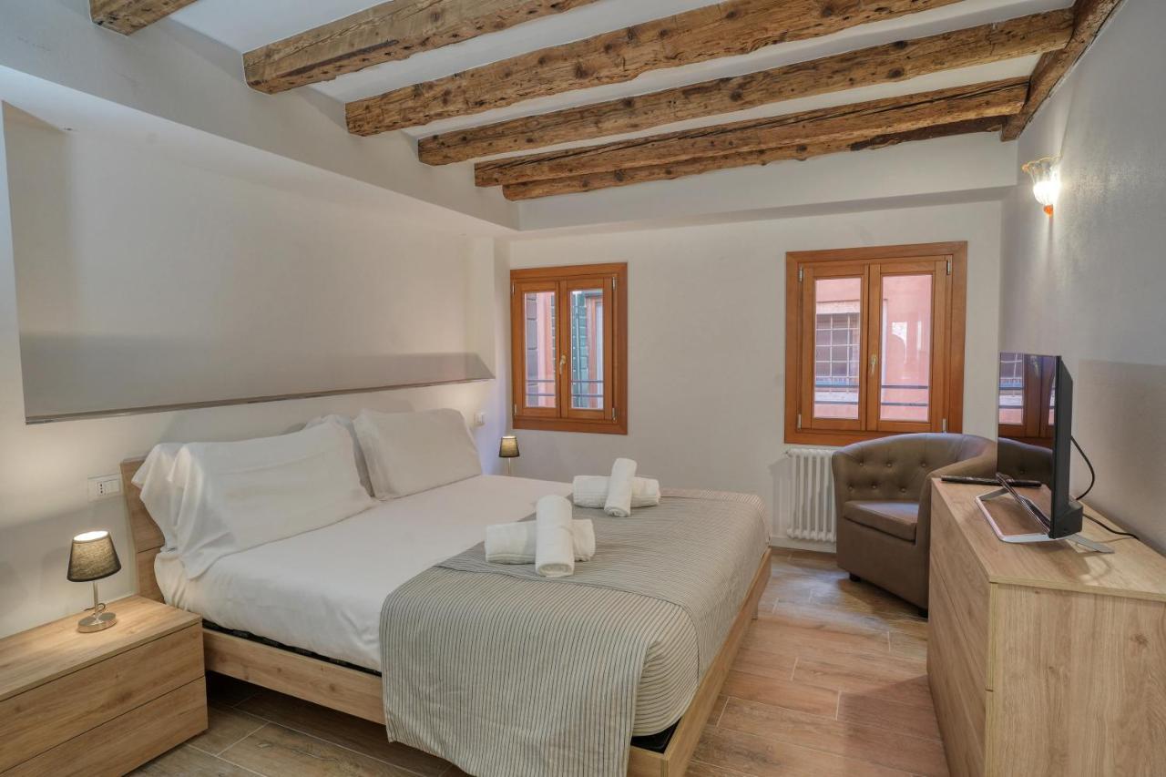Ecco Suites Apartments Venice Ngoại thất bức ảnh