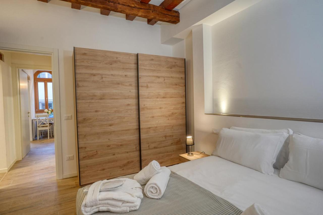 Ecco Suites Apartments Venice Ngoại thất bức ảnh