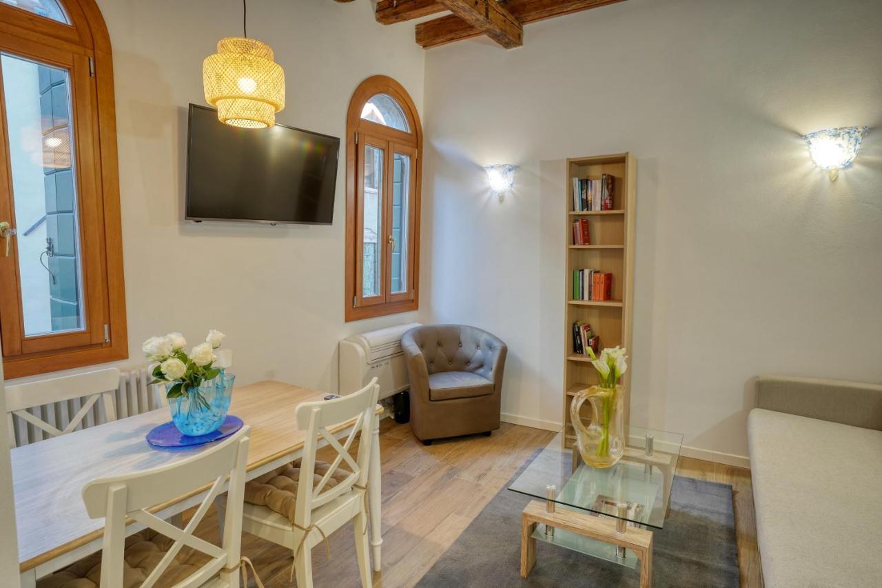 Ecco Suites Apartments Venice Ngoại thất bức ảnh