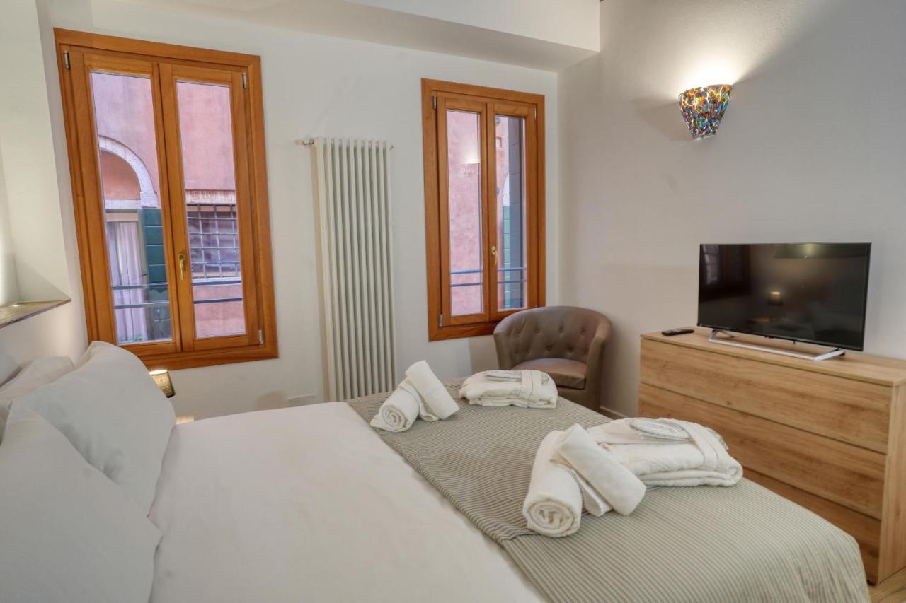 Ecco Suites Apartments Venice Ngoại thất bức ảnh