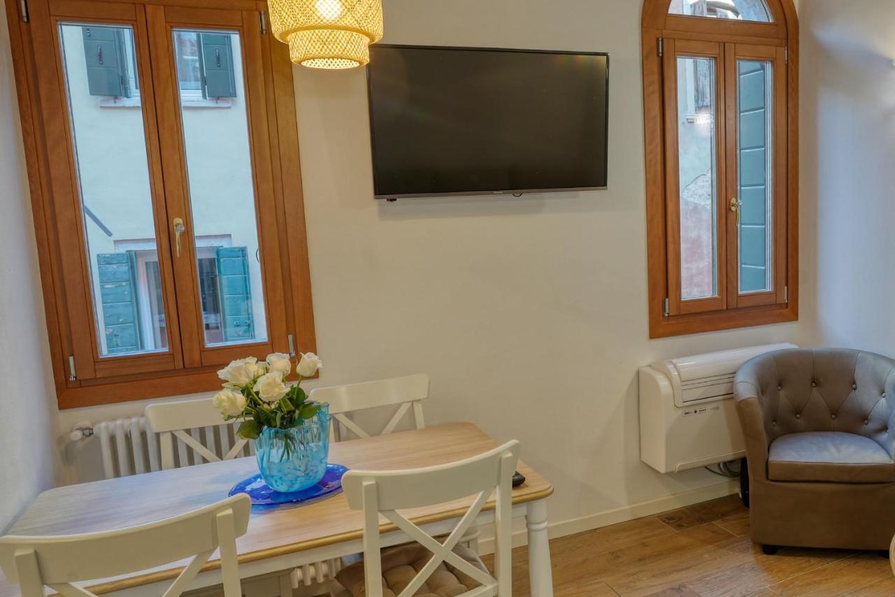 Ecco Suites Apartments Venice Ngoại thất bức ảnh