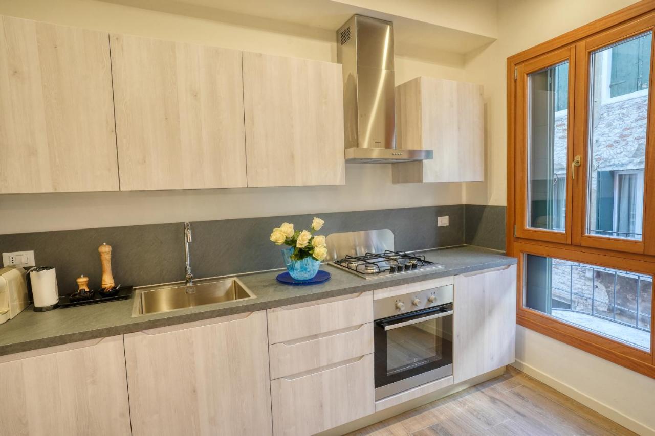 Ecco Suites Apartments Venice Ngoại thất bức ảnh