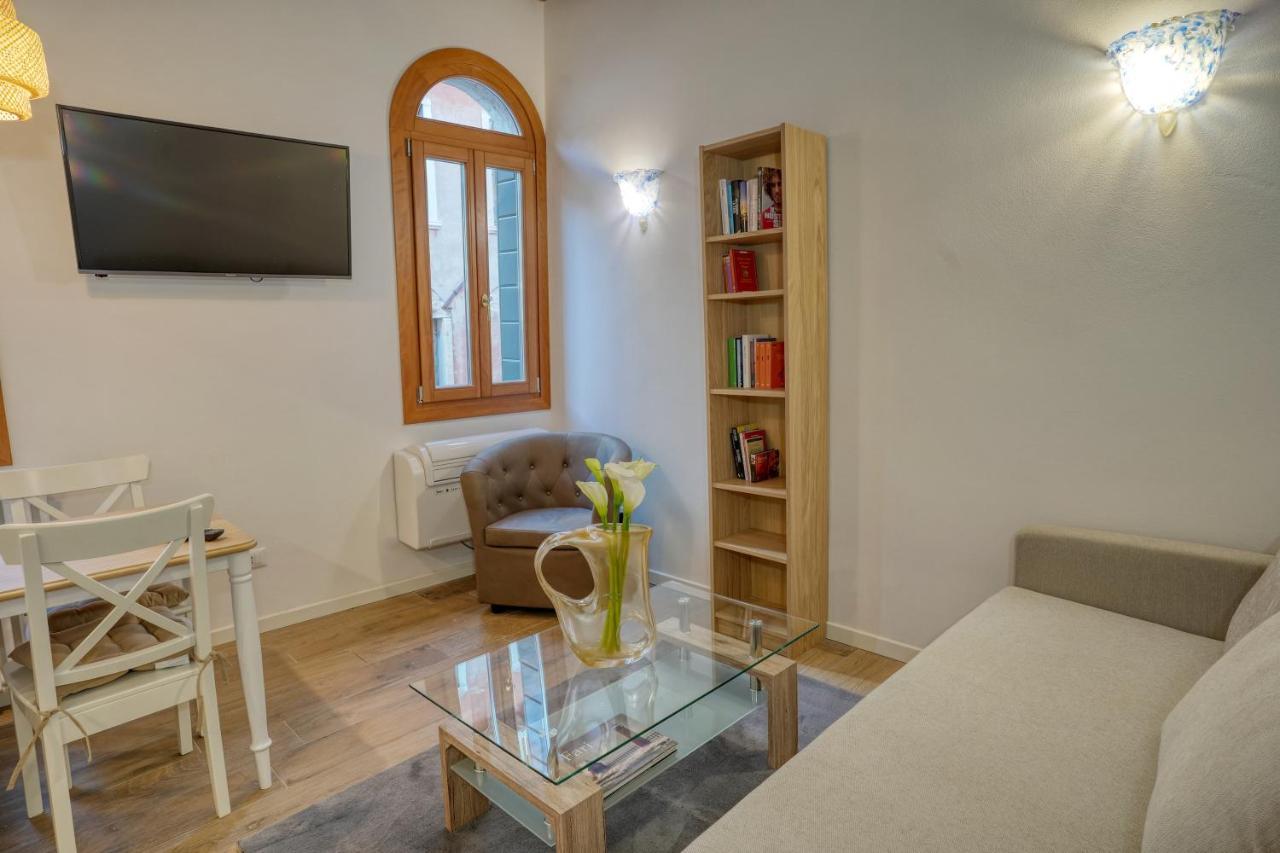 Ecco Suites Apartments Venice Ngoại thất bức ảnh