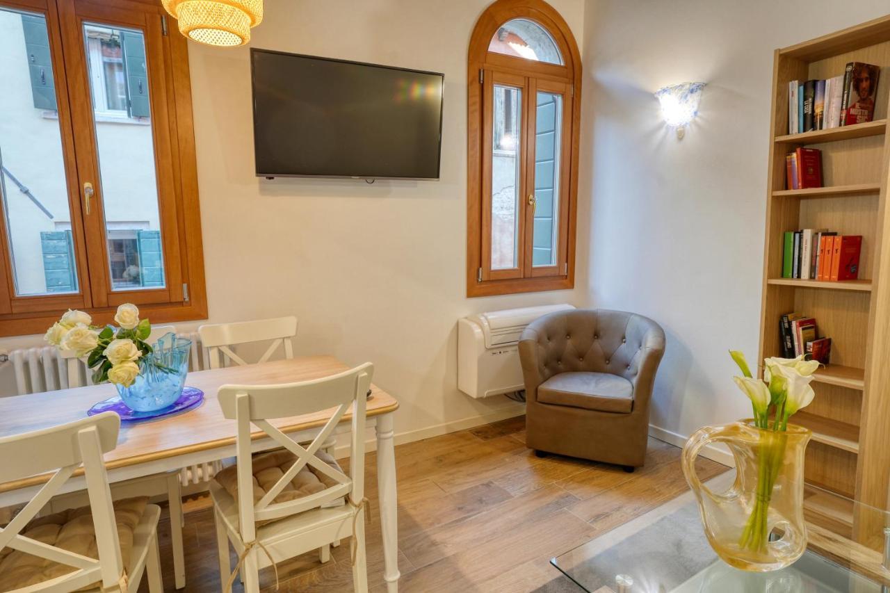 Ecco Suites Apartments Venice Ngoại thất bức ảnh