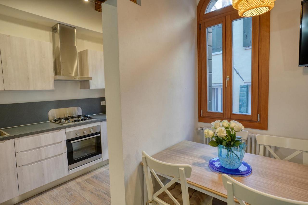 Ecco Suites Apartments Venice Ngoại thất bức ảnh