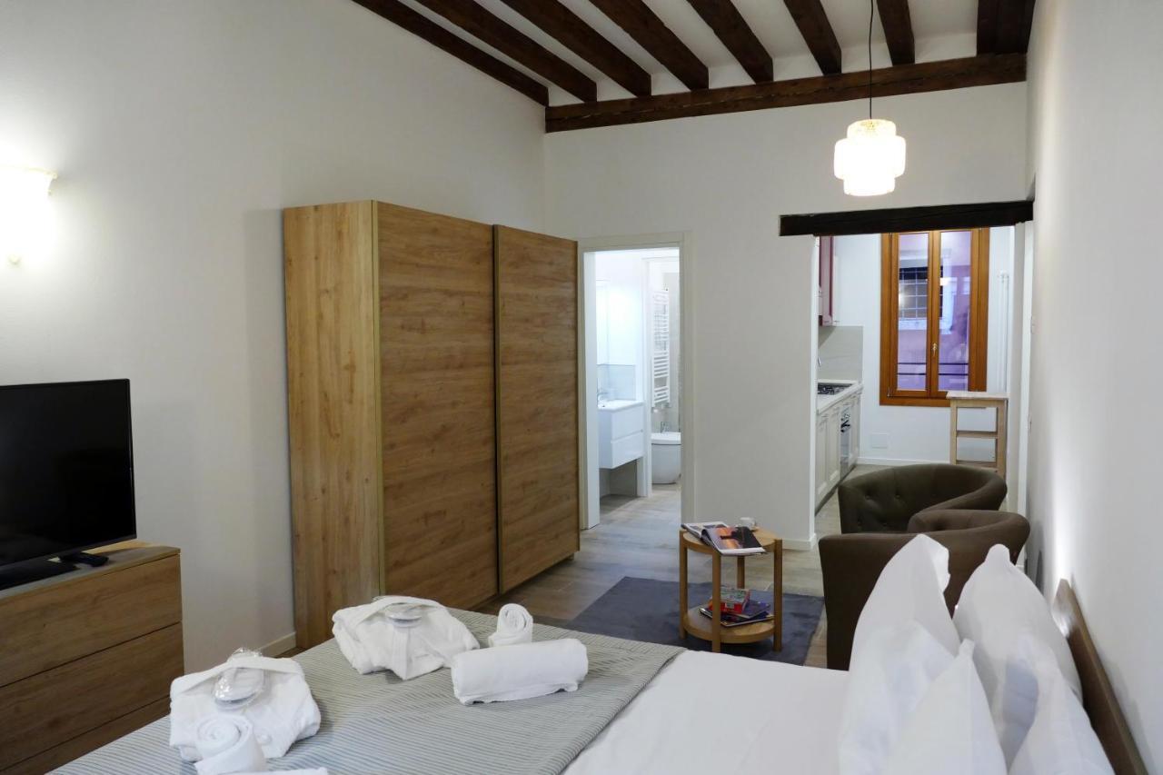 Ecco Suites Apartments Venice Ngoại thất bức ảnh
