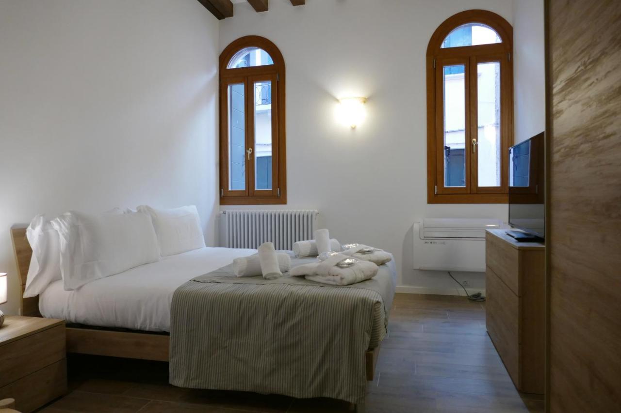 Ecco Suites Apartments Venice Ngoại thất bức ảnh
