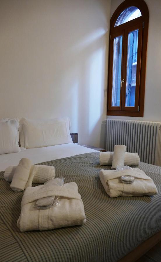 Ecco Suites Apartments Venice Ngoại thất bức ảnh